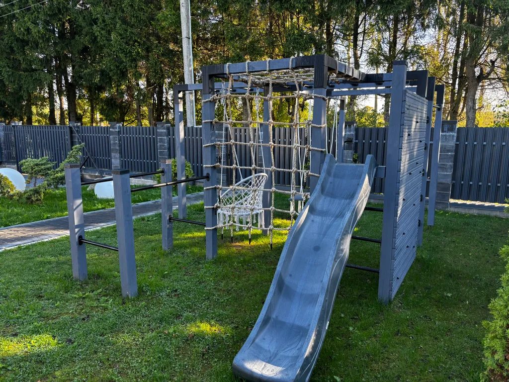 Дом для отдыха с теплым бассейном и сауной