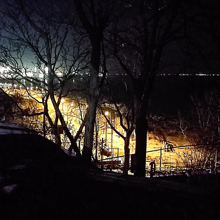 Домик у моря в центре