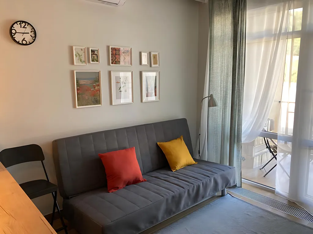 Квартира Апартаменты в 200 метрах от моря и памятника природы Скала Парус — Прасковеевка