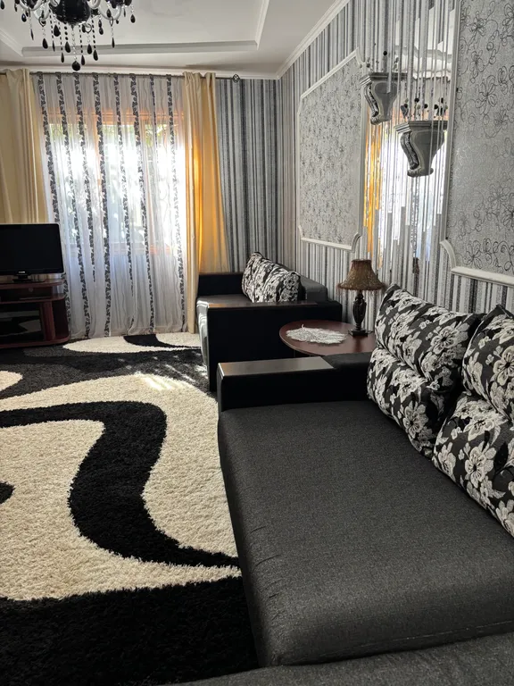 Коттедж с двориком