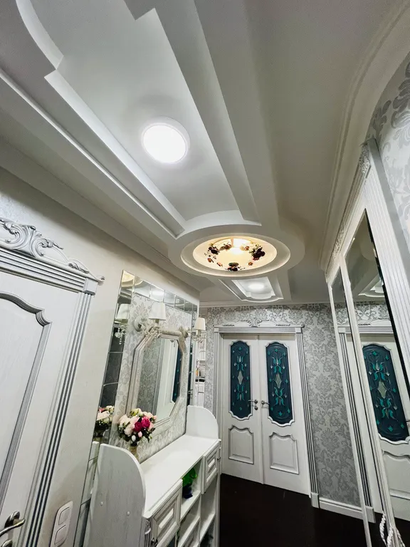 Элитная квартира с видом на море и город