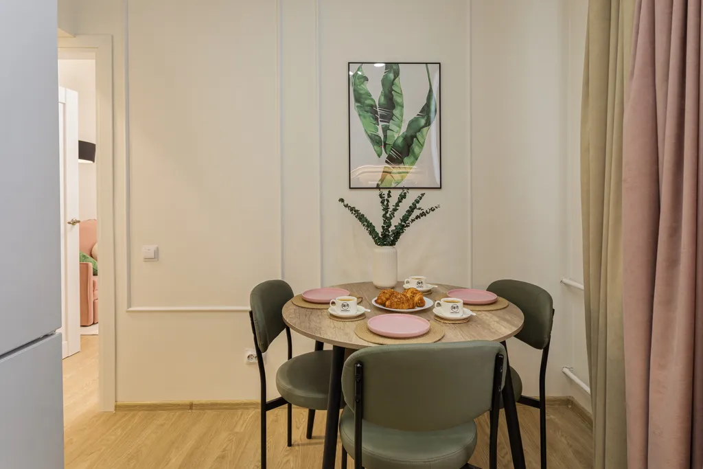 FullHouseApart Дизайнерские апартаменты на вокзальной площади