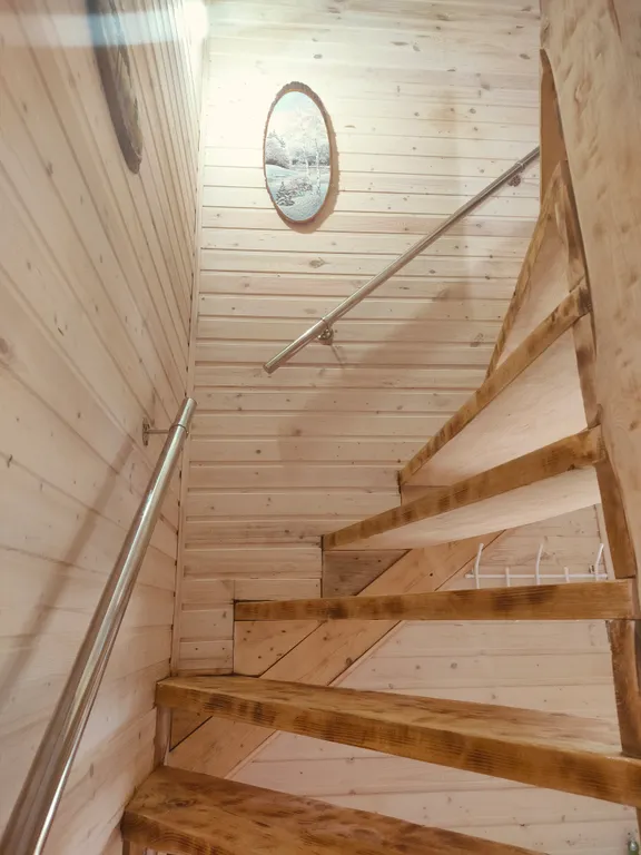 Новый дом  около леса