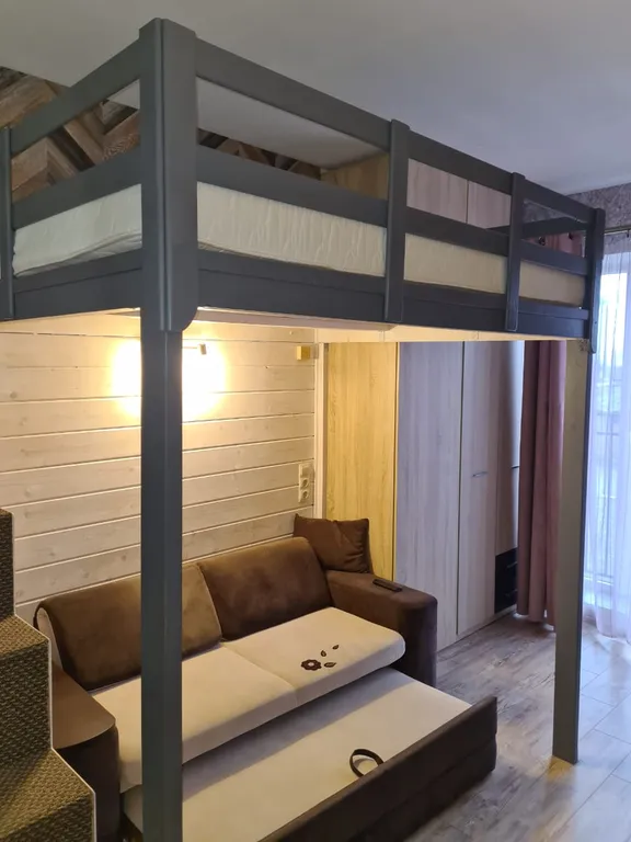 Уютная квартира в центре города — аренда посуточно в Пионерский