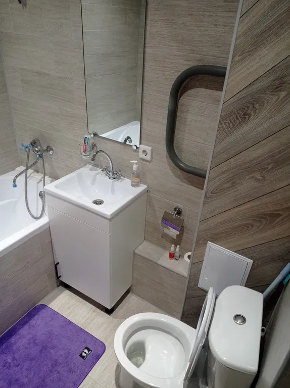 Квартира Квартира Уютная берлога у аэропорта — Екатеринбург