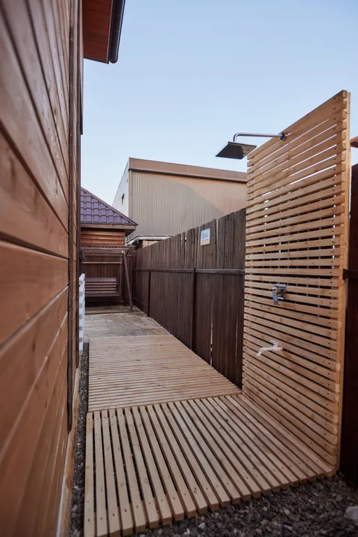 Двухэтажный гостевой дом на берегу моря