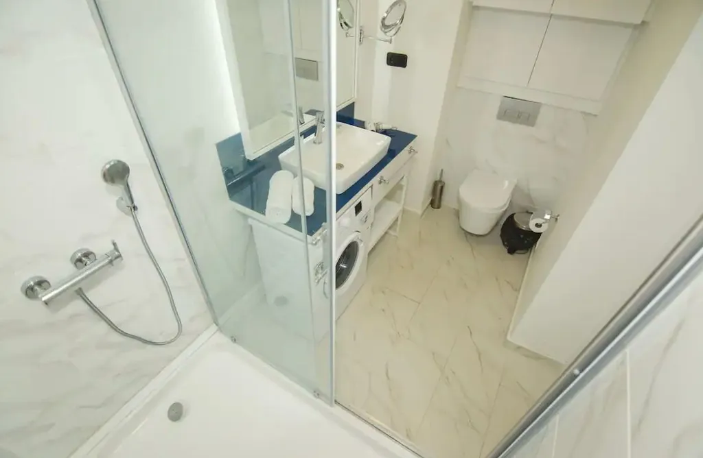 Orbi City View 18-19