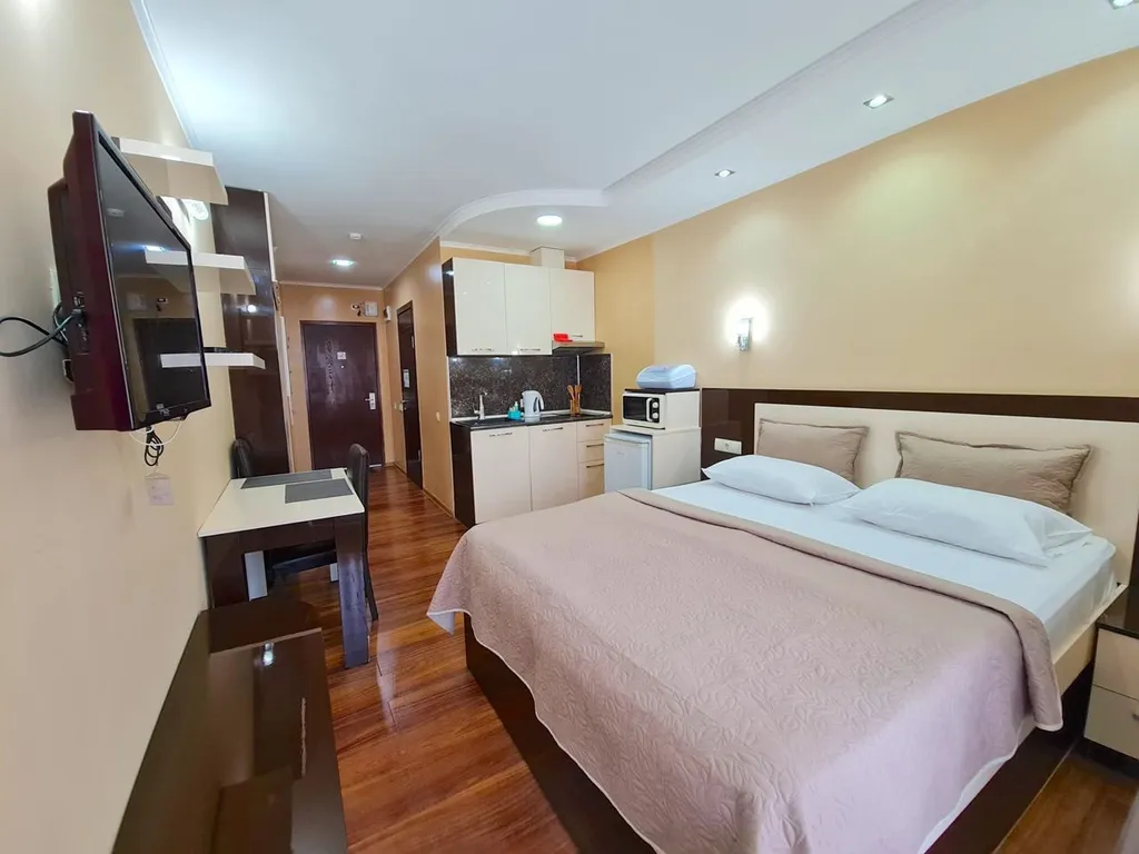 Апартаменты с террасой на первой линии