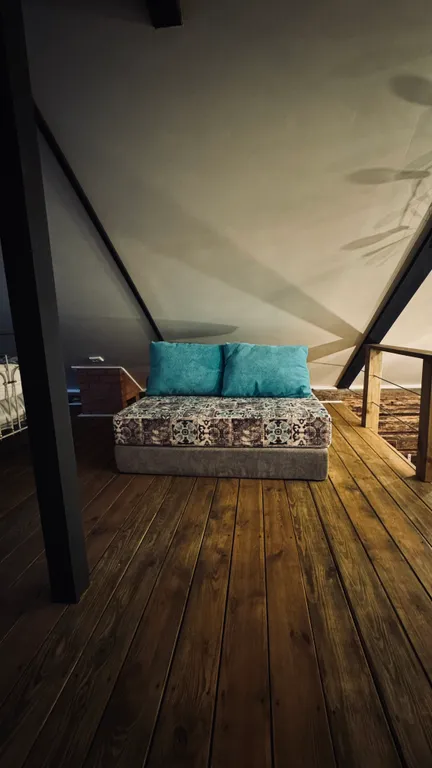 Изба Жигмонд - Архаичная Изба XIX века