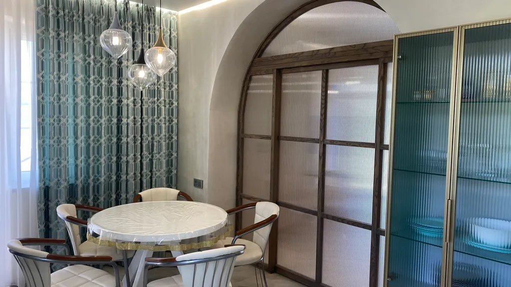 Коттедж с бассейном