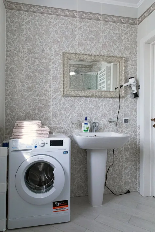 Фиола на холме