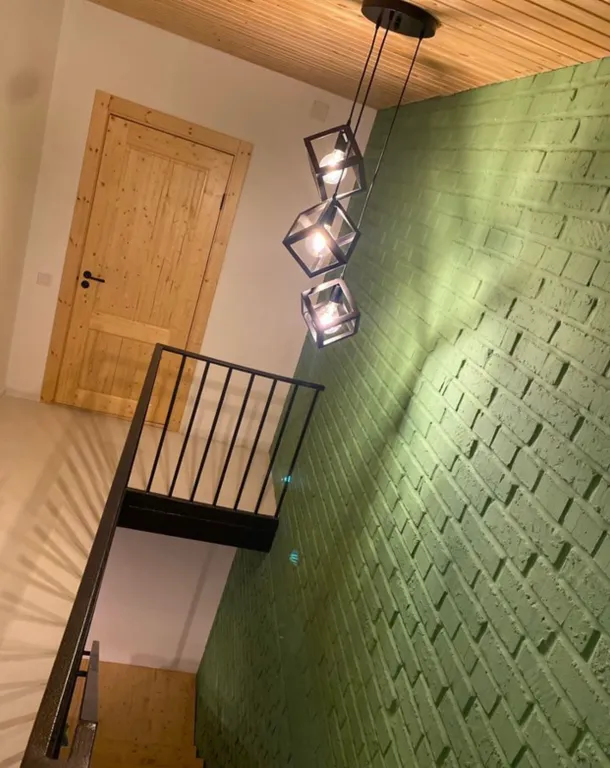 Комфортный дом в черте города КрасноярскНовый год цена за 6 гостей