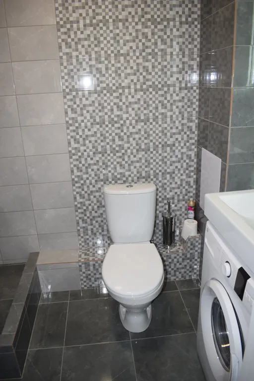 Студия у аэропорта Толмачево