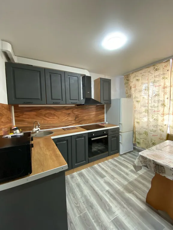 Квартира Трехкомнатная уютная квартира — Голышманово