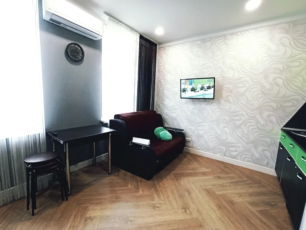 Студия с видом на горы в 15 минутах от моря