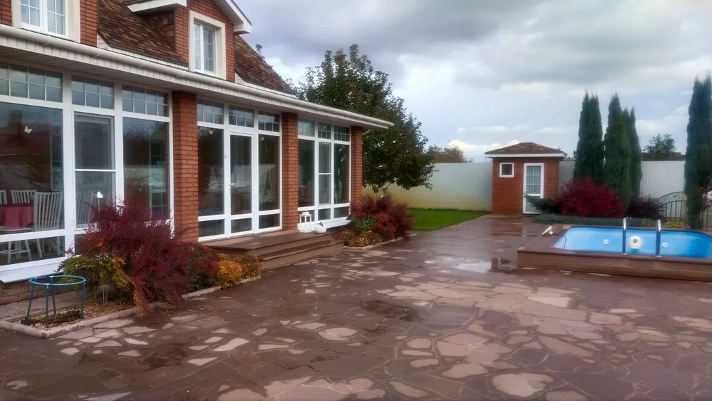 Коттедж Нежный