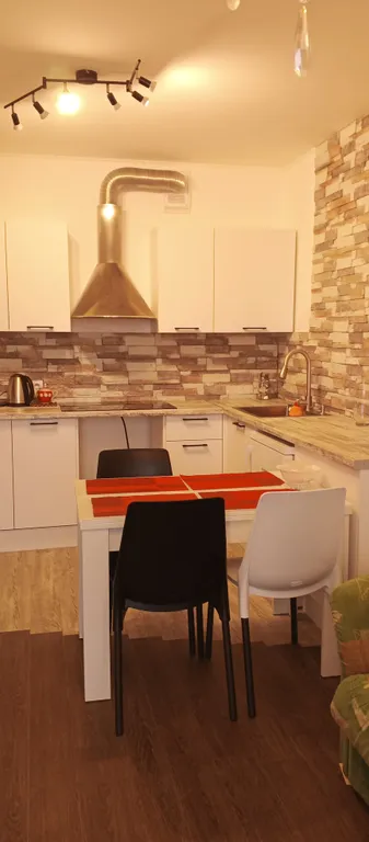 Евро трёхкомнатная и Лесопарк грибы белки и кукушки в Черте Города