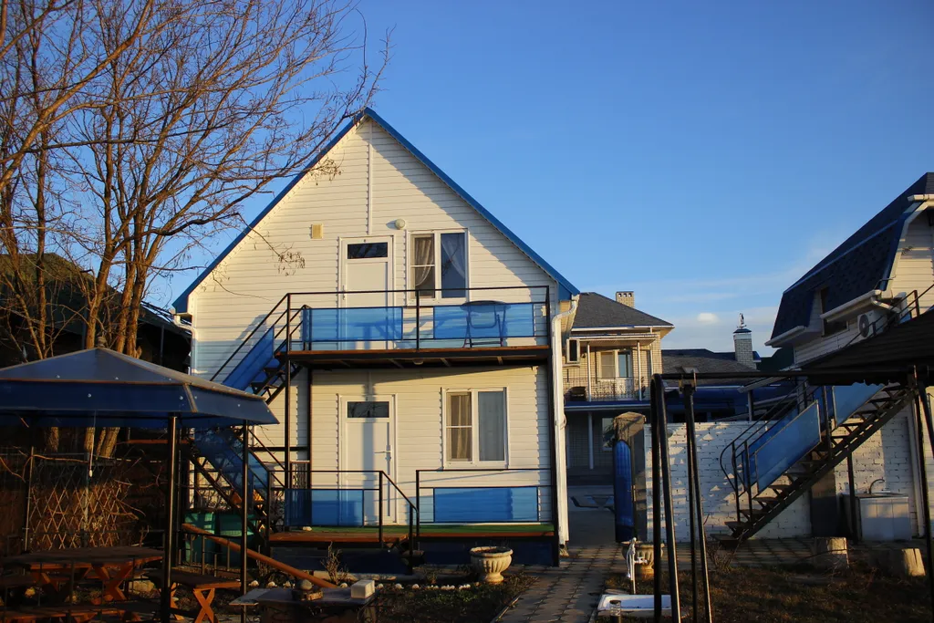 Квартира Апартамент двухкомнатный с видом на море первый этаж — аренда посуточно в Ейск