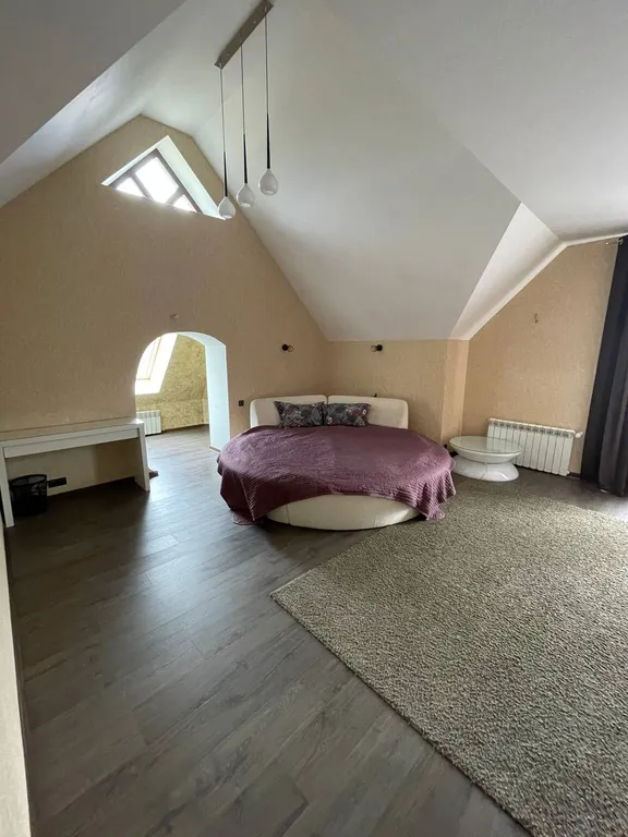 Уютный дом с дизайнерским ремонтом