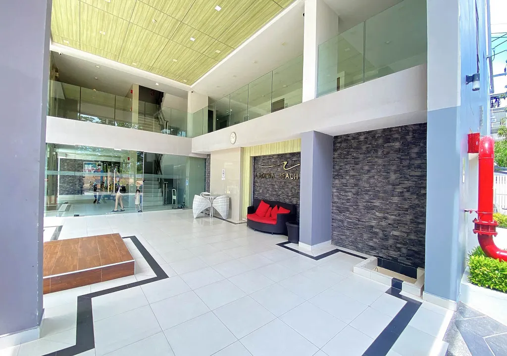 Комфортная квартира с выходом в бассейн