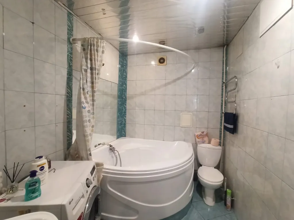 Студия, для командированных, в центре на набережной