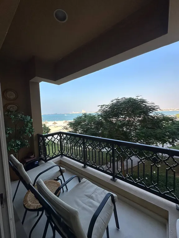 Студия с частным пляжем и видом на море на острове Марджан