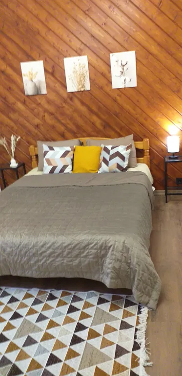 Коттедж Загородный дом у реки в лесу — Горки