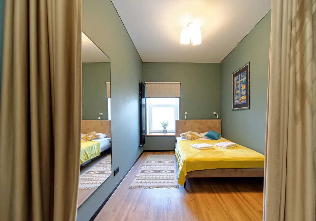 Квартира Квартира Deluxe Yellow Yard с балконом и парковкой в самом центре — Санкт-Петербург