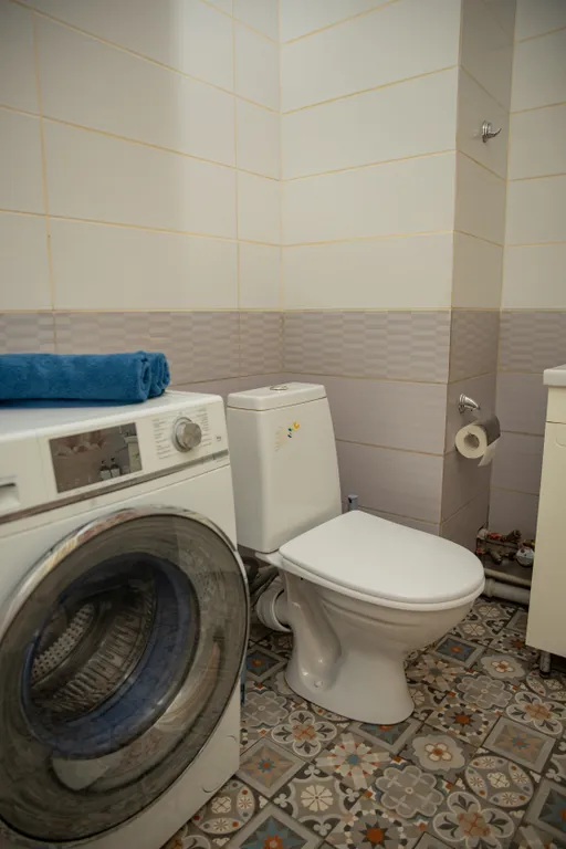 Квартира в доме с муралом в Золотом квадрате