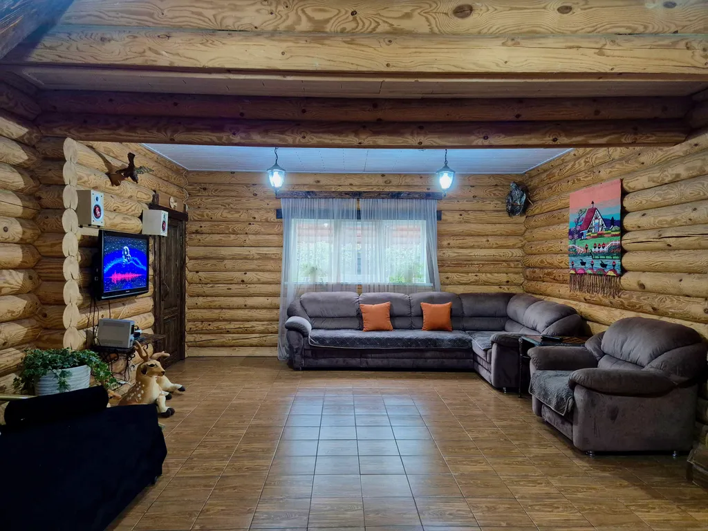 Уютный дом с бильярдом и сауной на побережье водохранилища