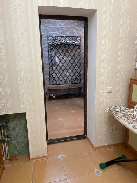 Часть дома с отдельным входом в 3 минутах от моря для большой компании