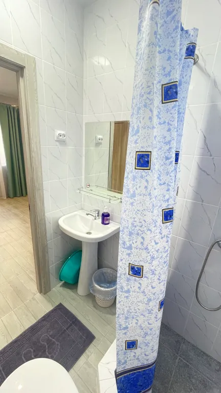 Уютный, просторный номер с общей кухней