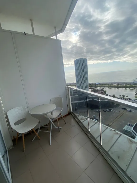 Студия у моря в Мегапалас