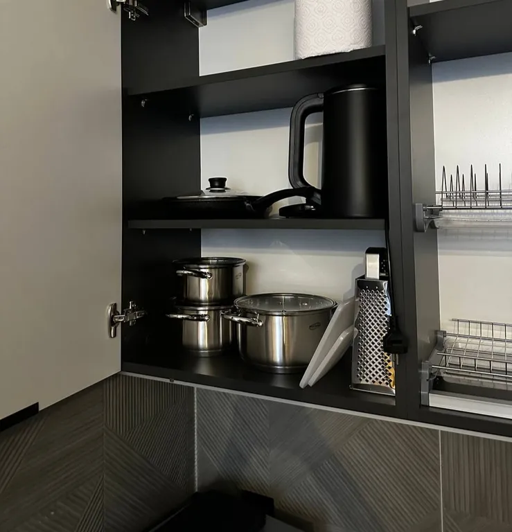 Удобная  квартира с отдельным входом и двумя спальнями