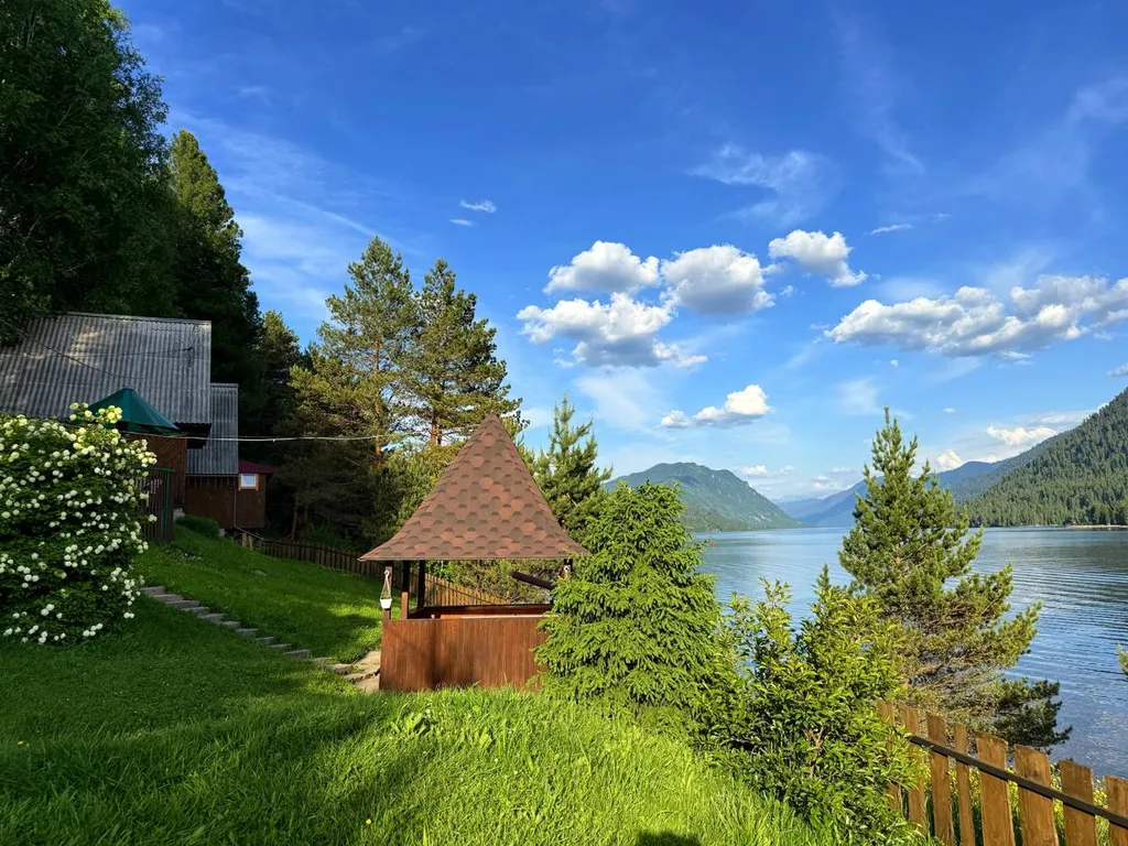 Коттедж Дом с видом на озеро — аренда посуточно в Артыбаш