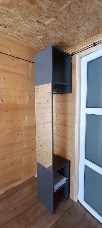 Таунхаус у озера с видом на горы