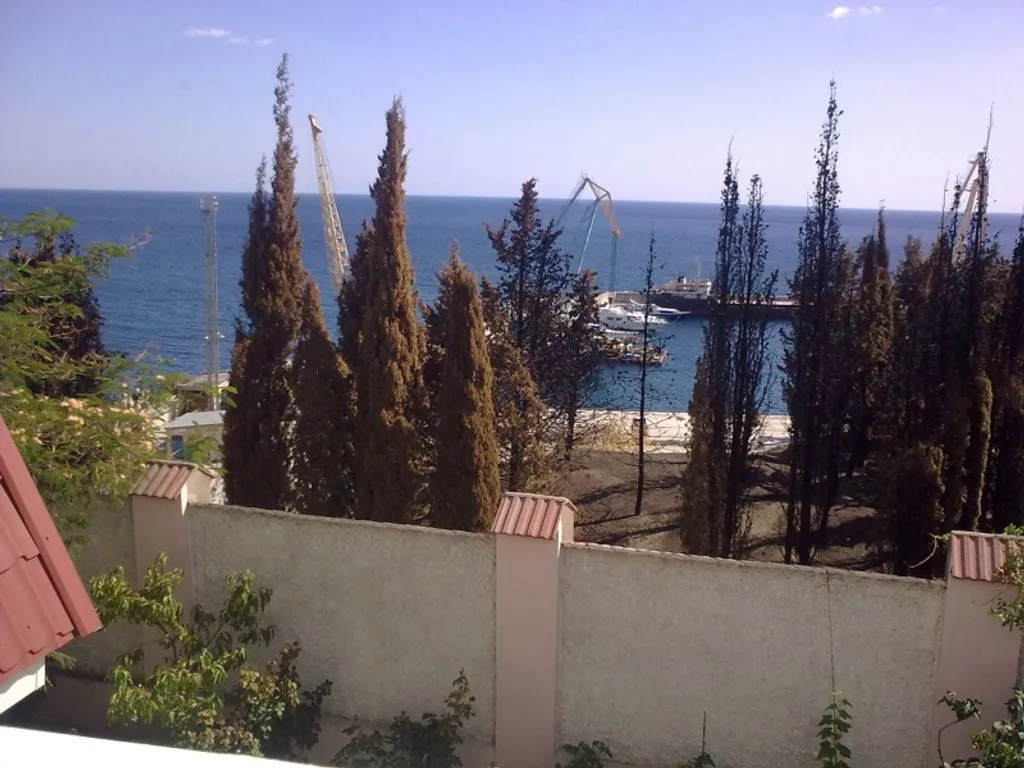 Дом с видом на море