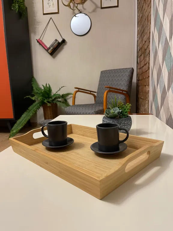 Двухкомнатная квартира с собственной террасой в неосоветском стиле