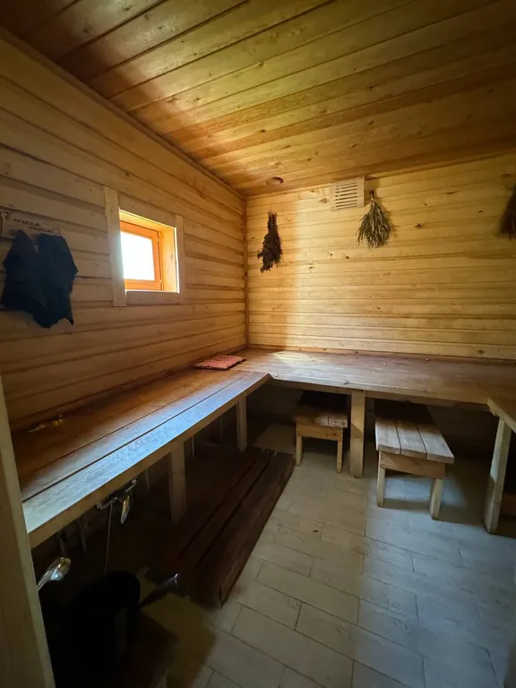 Дом на опушке с баней и видом на лес