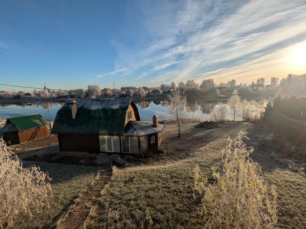 Уютный дом на берегу реки с русской баней, рыбалка