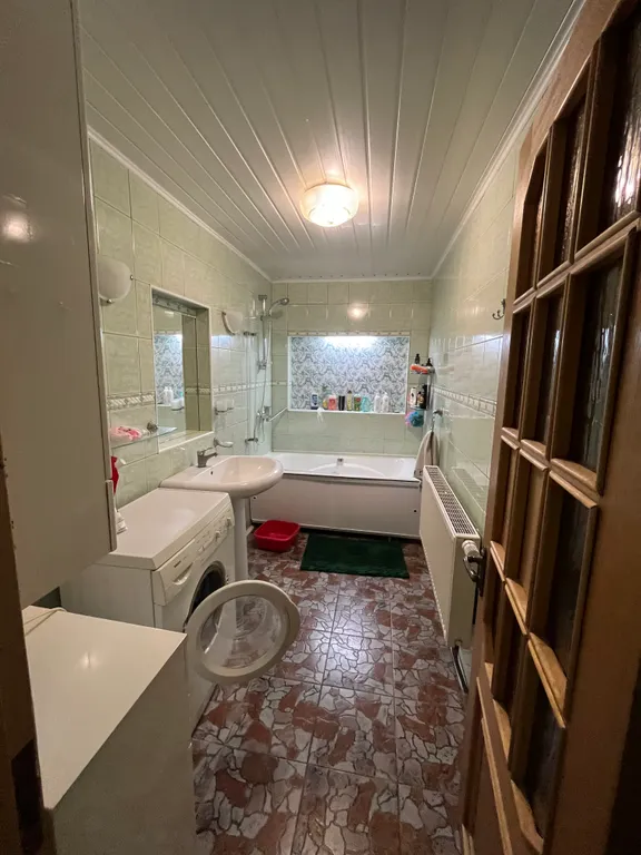 Тихий и уютный дом с террасой с видом на горы