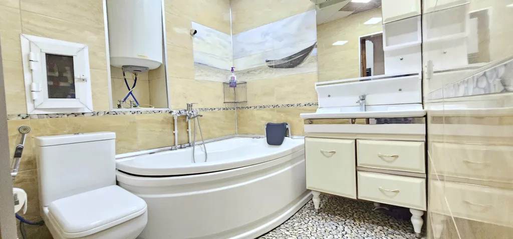 Комфортная двухкомнатная квартира рядом старом городом