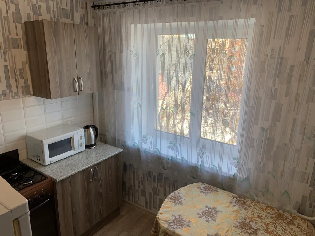 Уютная квартира в центре города — аренда посуточно в Саратов