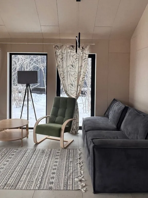 Большой зеленый дом до 6 чел с баней