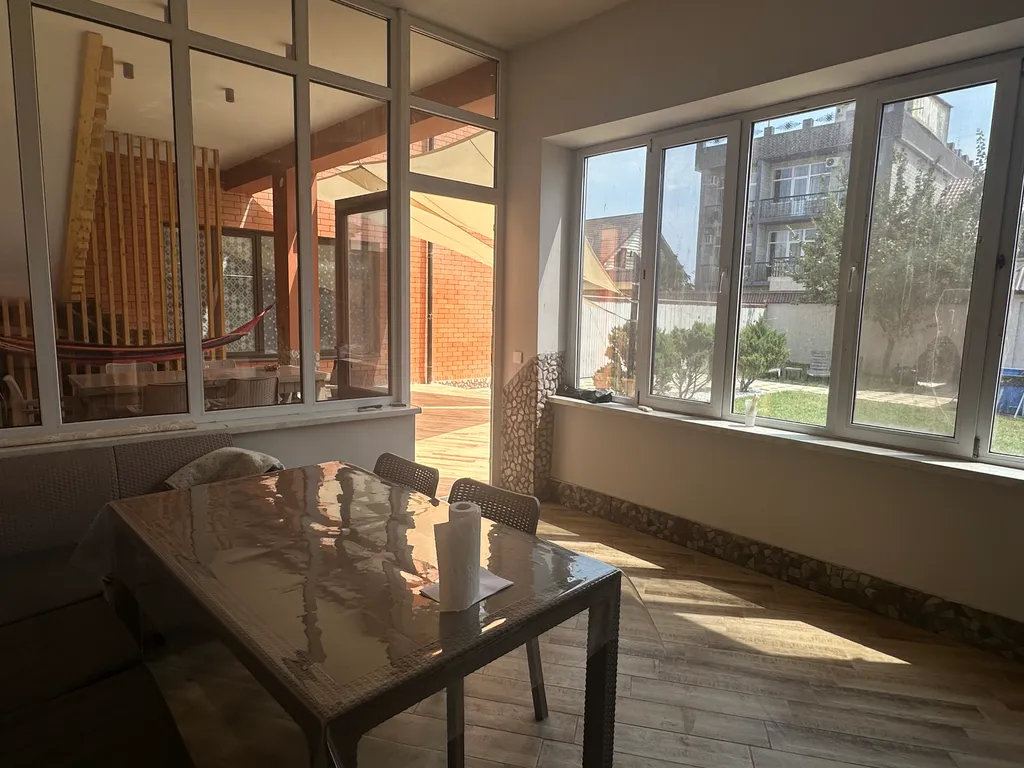 Дом-веранда у моря