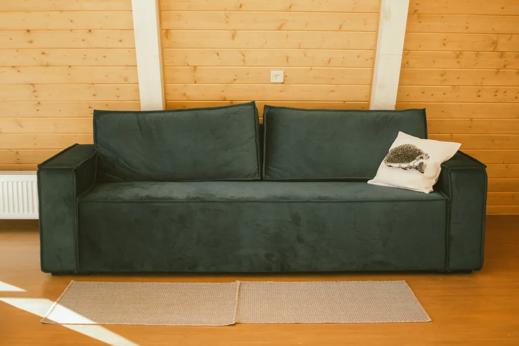 Уютный альфа домик в лесу