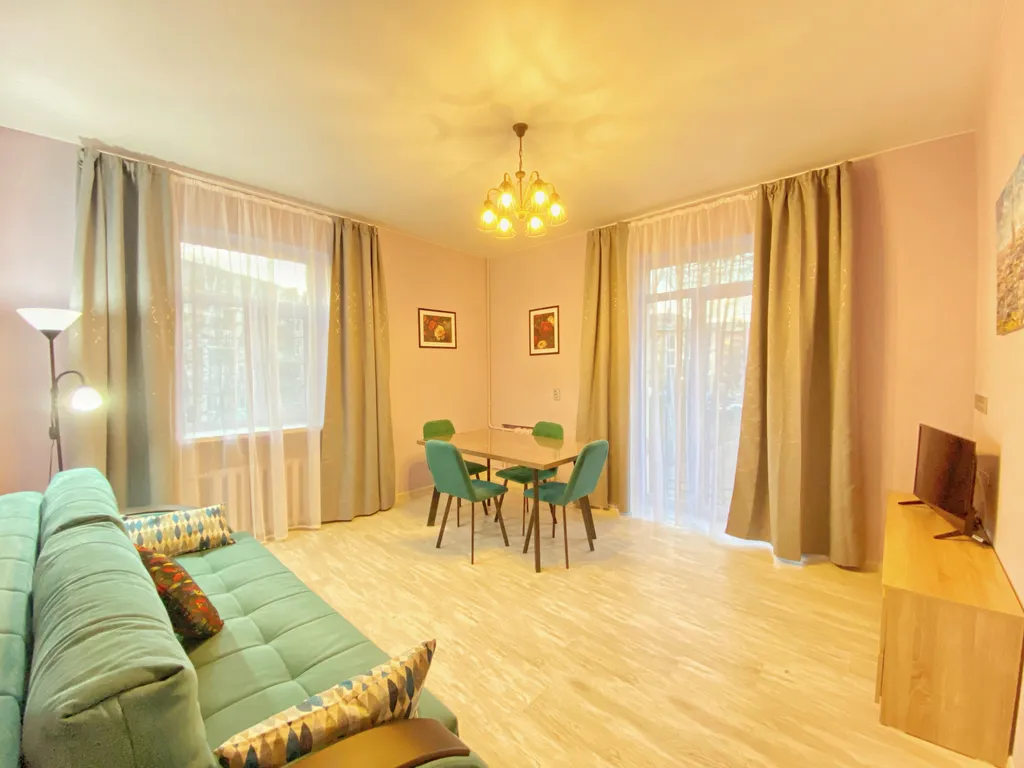 Квартира Просторные апартаменты Апарт-Комфорт у Юбилейного парка — Ярославль