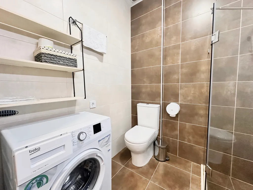 Квартира Студия с двумя кроватями, бассейн + парковка, white sails — Батуми