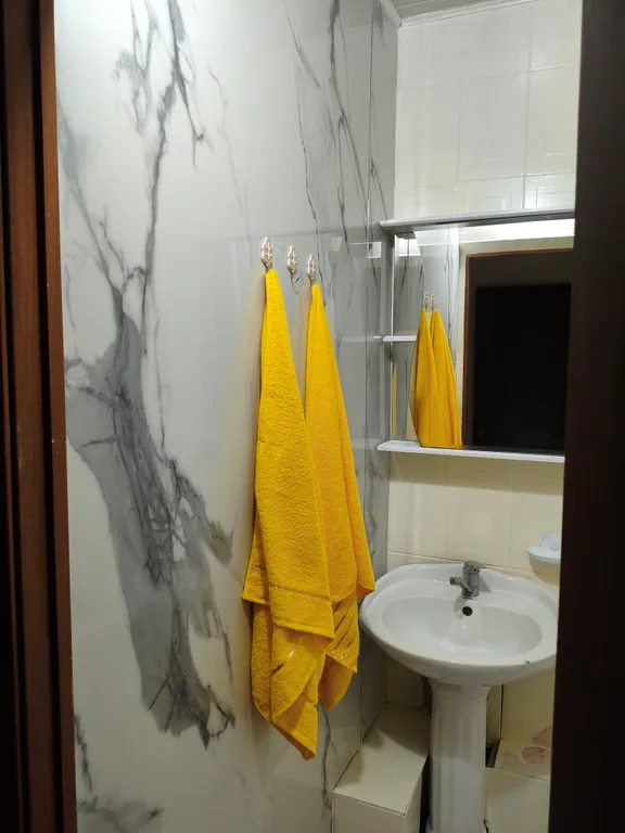 Просторная квартира с отдельным входом, две двуспальные кровати