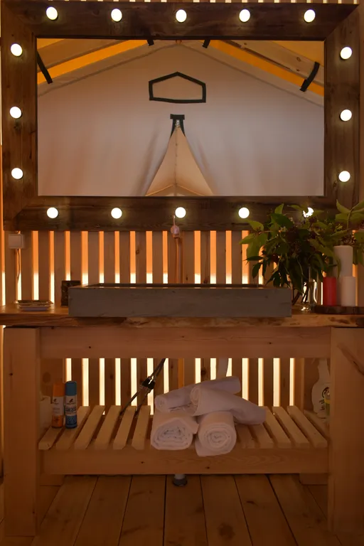 Глэмпинг на Байкале